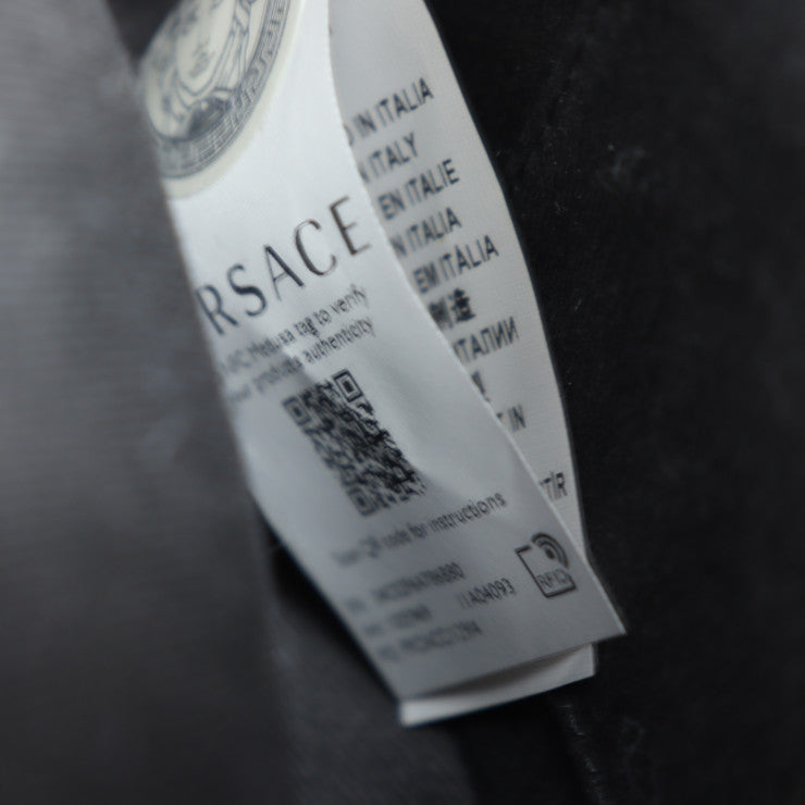 新古未使用展示品 VERSACE ヴェルサーチ VIRTUS ヴィルトゥス ショルダーバッグ 1005969 レザー マゼンタ系 ピンク系 ゴールド金具 チェーンショルダー ポシェット