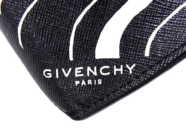 GIVENCHY ジバンシィ トートバッグ Power of Love ブラック ホワイト PVC ユニセックス ハート