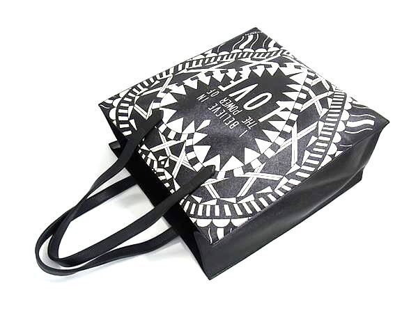 GIVENCHY ジバンシィ トートバッグ Power of Love ブラック ホワイト PVC ユニセックス ハート