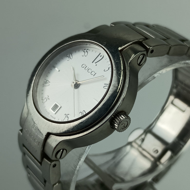GUCCI グッチ 腕時計 デイト クォーツ 8900L シルバー文字盤 ステンレス レディース