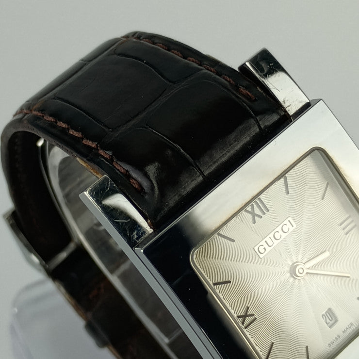 GUCCI グッチ 腕時計 デイト クォーツ 7900M.1 シルバー文字盤 ステンレス クロコダイル メンズ スクエア