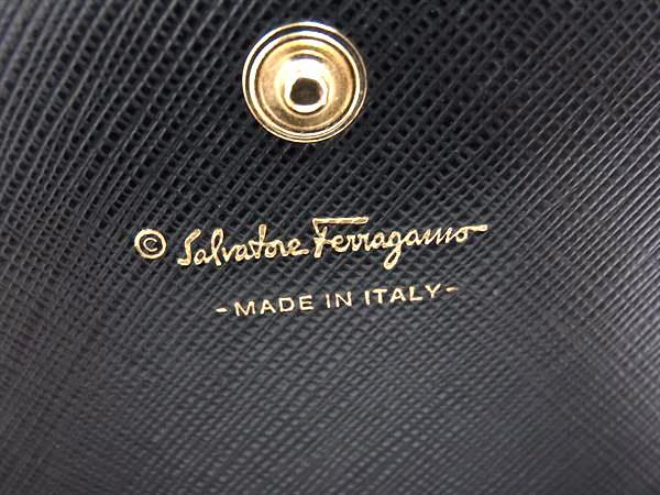 Salvatore Ferragamo フェラガモ 長財布 ヴァラ・リボン フラップウォレット 22 C127 ブラック系 レザー レディース ゴールド金具