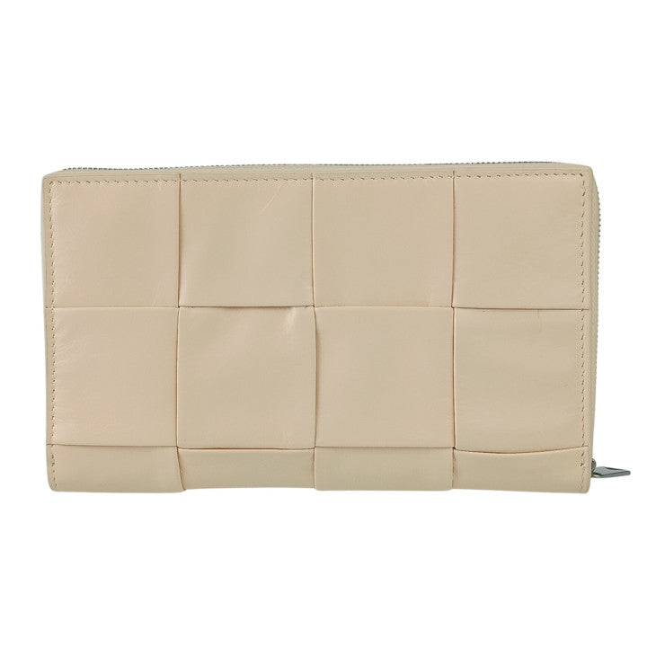 BOTTEGA VENETA ボッテガヴェネタ 長財布 マキシイントレチャート カセット ジップアラウンド ウォレット 690945VCQ72 ピーチ ペーパーカーフレザー レディース ラウンドファスナー シワ加工 シルバー金具 超美品