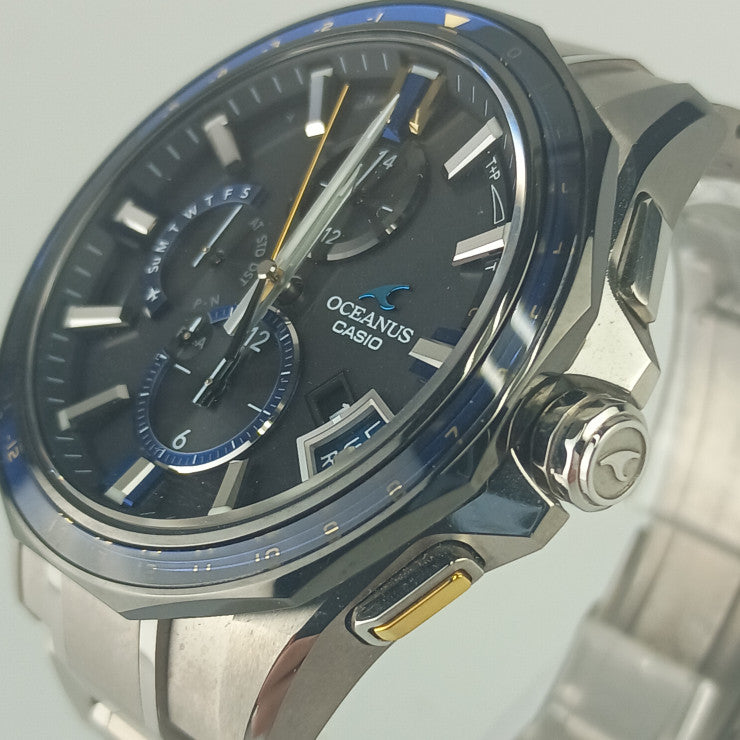 CASIO カシオ 腕時計 Bluetooth搭載GPS電波ソーラー オシアナス OCWG2000G1AJF ブラック文字盤 サファイアガラスベゼル チタン メンズ アナログ 美品