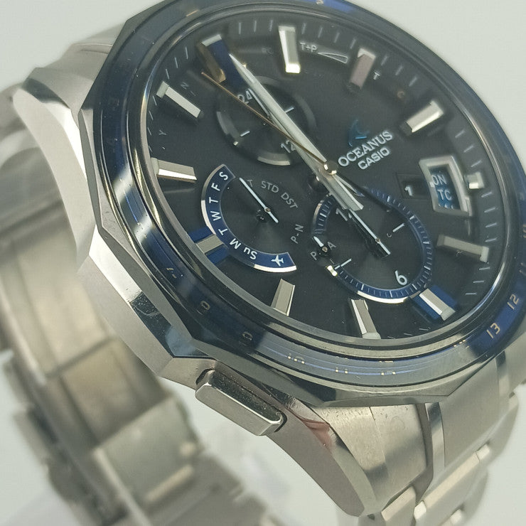CASIO カシオ 腕時計 Bluetooth搭載GPS電波ソーラー オシアナス OCWG2000G1AJF ブラック文字盤 サファイアガラスベゼル チタン メンズ アナログ 美品