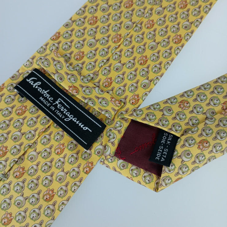 美品 Salvatore Ferragamo サルヴァトーレ フェラガモ ネクタイ ネクタイ - イエロー系 マルチカラー シルク100％ メンズ アニマル柄 総柄