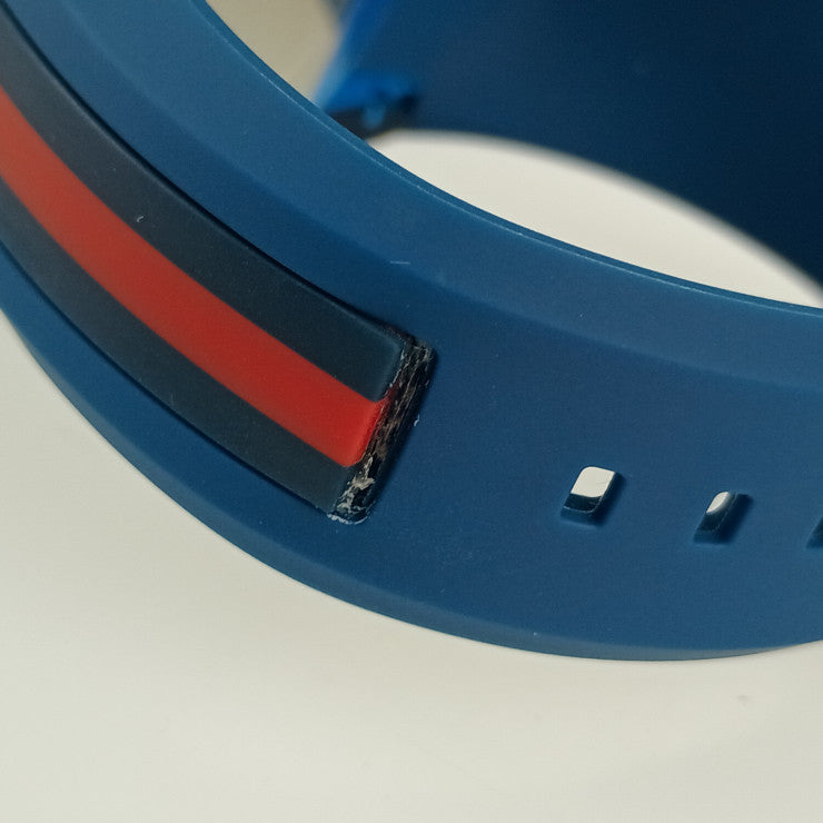 超美品 GUCCI グッチ 腕時計 SYNC シンク YA137104 ブルー プラスチック ステンレス ラバー メンズ クオーツ