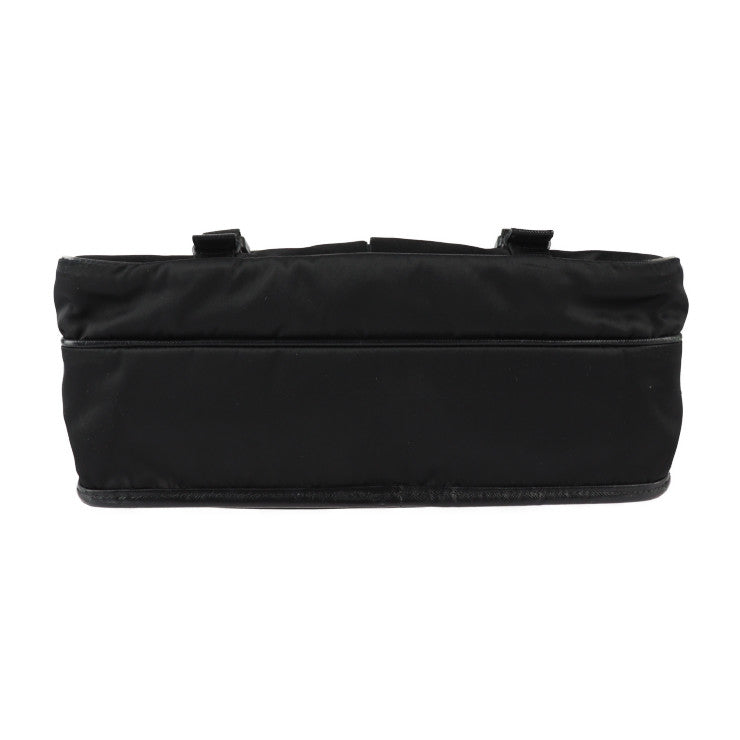 PRADA プラダ メッセンジャーバッグ ショルダーバッグ 2VD768 ナイロン レザー ブラック シルバー金具 クロスボディバッグ ロゴ
