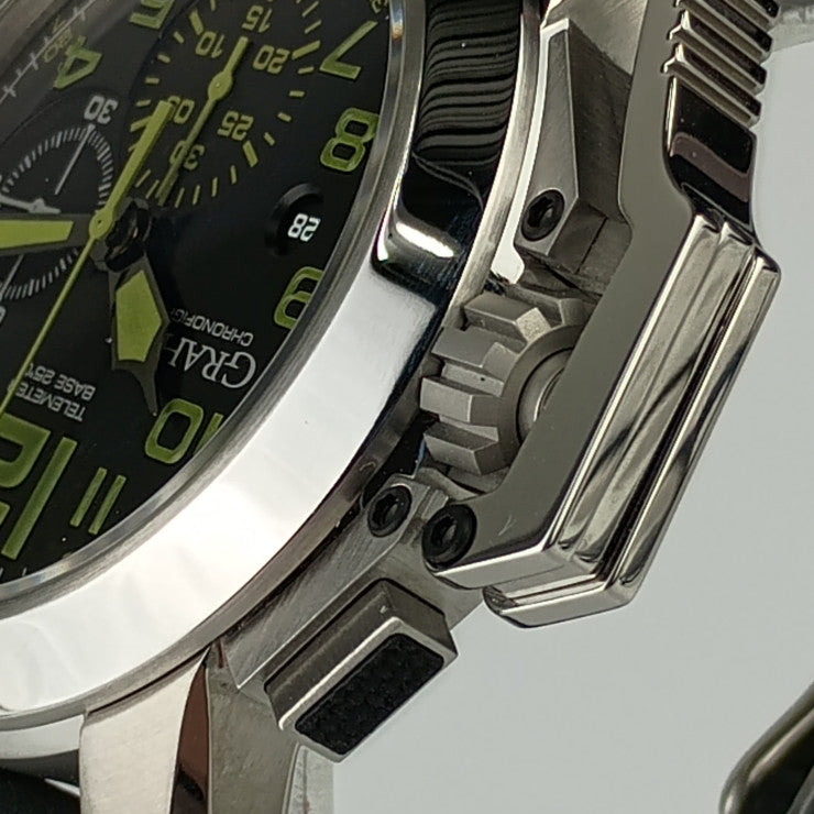 新品未使用展示品 GRAHAM グラハム 腕時計 クロノファイターオーバーサイズ 2CCAS.G01A シルバー ブラック オリーブグリーン系 ステンレス レザー メンズ 自動巻き 裏スケ デイト