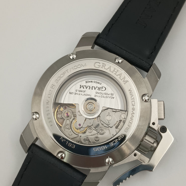 新古未使用展示品 GRAHAM グラハム 腕時計 クロノファイター オーバーサイズ 2CCAS.O01A シルバー ブラック ホワイト オレンジ系 イエロー系 ステンレス レザー メンズ 自動巻き 裏スケ デイト