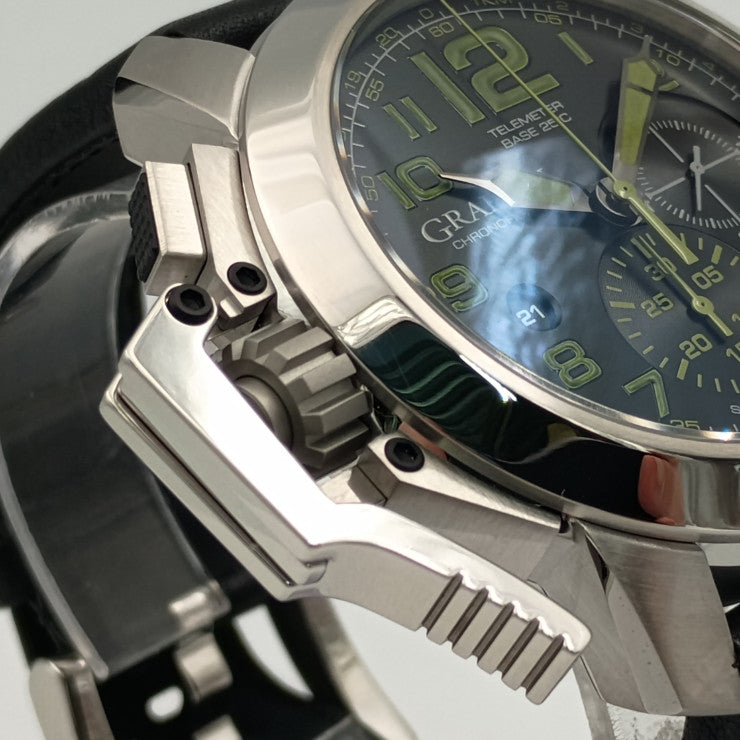新品未使用展示品 GRAHAM グラハム 腕時計 クロノファイターオーバーサイズ 2CCAS.G01A シルバー ブラック オリーブグリーン系 ステンレス レザー メンズ 自動巻き 裏スケ デイト