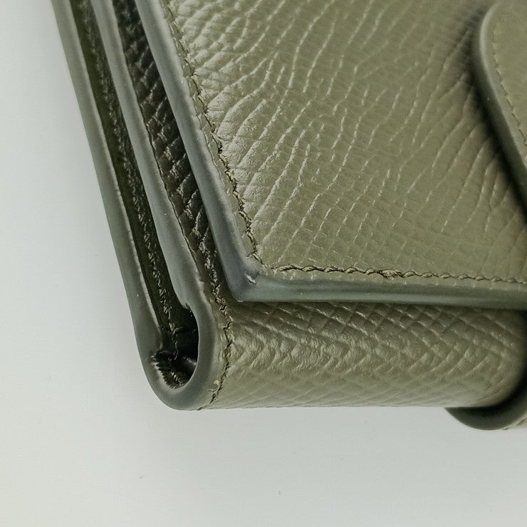 美品 CELINE セリーヌ 三つ折り財布 ファインストラップウォレット 10H483BEL.31DO ダークオリーブ グレインドカーフスキン レディース コンパクト財布