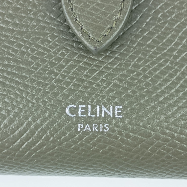 美品 CELINE セリーヌ 三つ折り財布 ファインストラップウォレット 10H483BEL.31DO ダークオリーブ グレインドカーフスキン レディース コンパクト財布