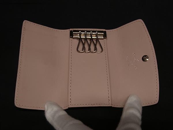 LOUIS VUITTON ルイヴィトン キーケース ミュルティクレ 4 M82760 ローズジャスミン ピンク系 モノグラムマヒナ レディース 4連 シルバー金具 超美品