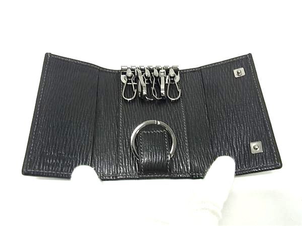 Salvatore Ferragamo フェラガモ キーケース REVIVAL リバイバル 667075 ブラック レザー ユニセックス 6連 ガンメタ金具 美品