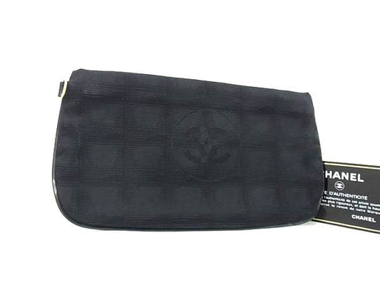 CHANEL シャネル ポーチ ニュートラベルライン ブラック ナイロン レディース ココマーク ゴールド金具 美品