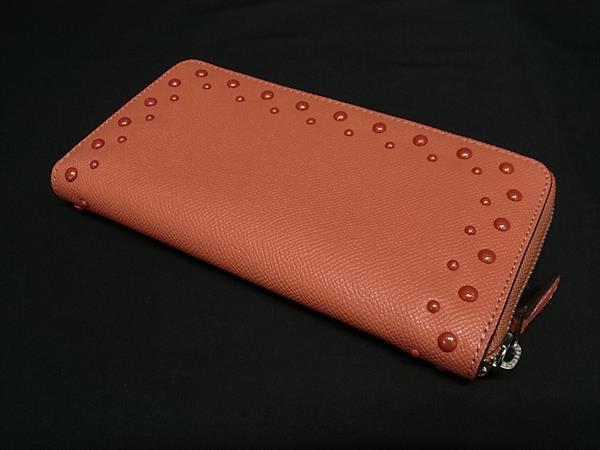 COACH コーチ 長財布 ボーダー スタッズ アコーディオン ジップ アラウンド F55610 コーラルピンク系 レザー レディース スタッズ シルバー金具 新古未使用展示品