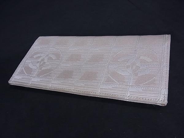 CHANEL シャネル 財布 ニュートラベルライン ベージュ ナイロンキャンバス ユニセックス 二つ折り 長財布