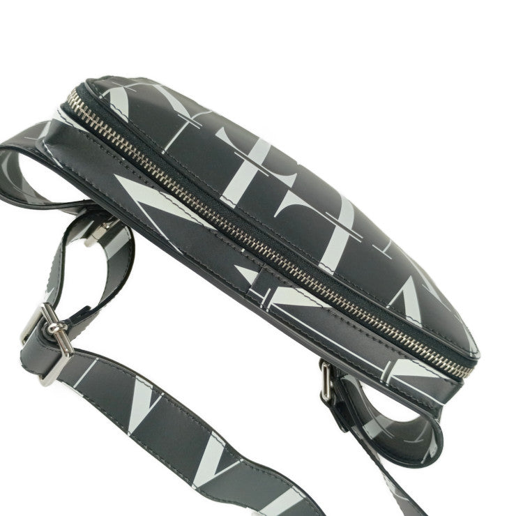 美品 VALENTINO GARAVANI ヴァレンティノ ガラヴァーニ ウエストバッグ VLTN ボディバッグ VY2B0719 GTC 0NI ブラック ホワイト レザー メンズ ショルダーバッグ