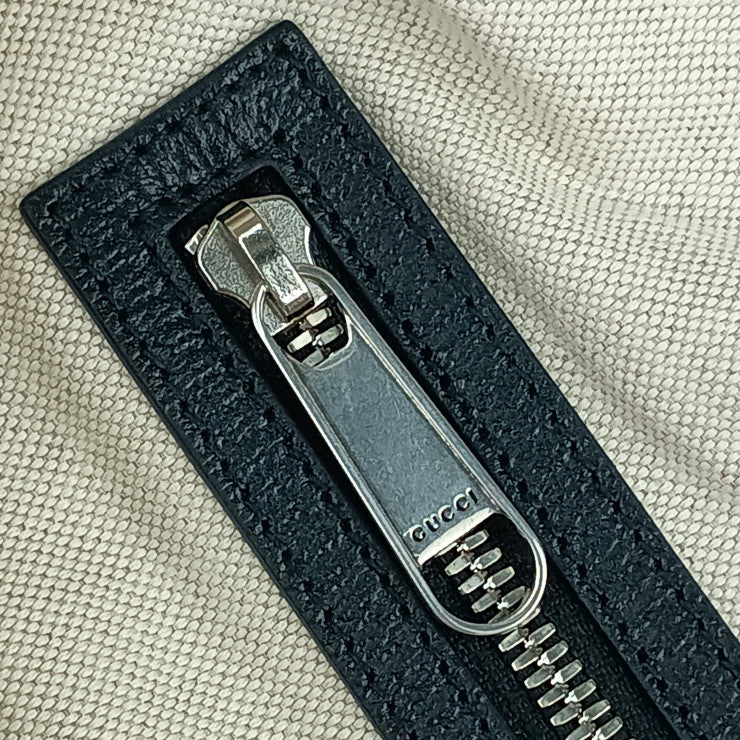 超美品 GUCCI グッチ トートバッグ エンボス ディテール付き キャンバス トートバッグ 782741 アイボリー系 ブラック系 キャンバス ユニセックス 2WAY ショルダーバッグ