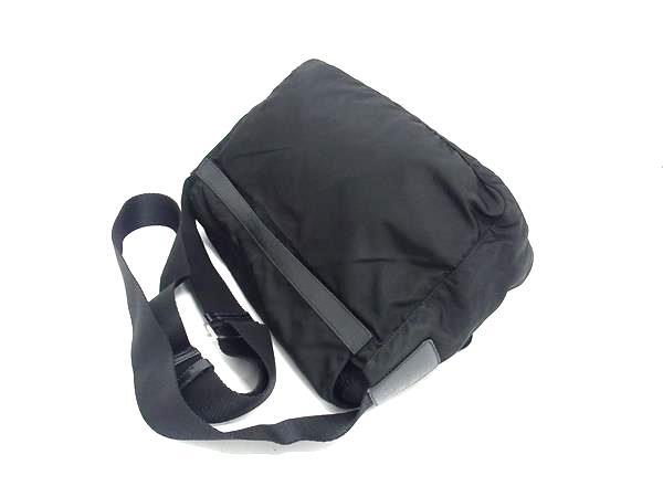 美品 PRADA プラダ ショルダーバッグ トライアングルロゴ - ブラック テスート ナイロン ユニセックス 三角ロゴプレート 白タグ シルバー金具