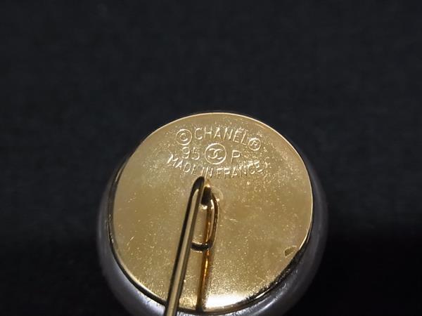 CHANEL シャネル ピンブローチ ココマーク - ゴールド フェイクパール メタル レディース