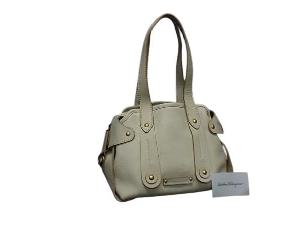Salvatore Ferragamo フェラガモ トートバッグ AU21/6819 アイボリー レザー レディース
