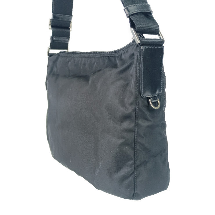 美品 PRADA プラダ ショルダーバッグ クロスボディバッグ BT0421 ブラック ナイロン レディース 三角ロゴプレート