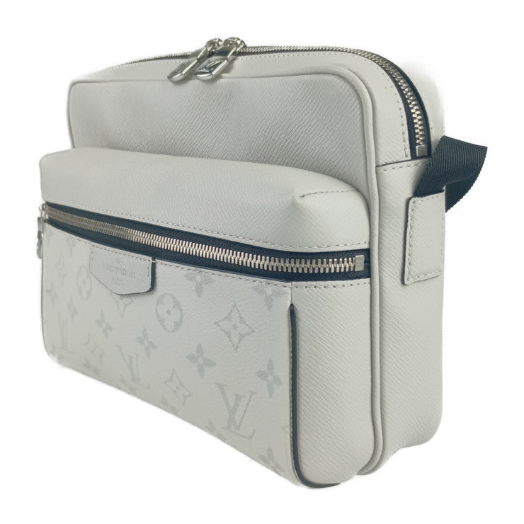 新古未使用展示品 LOUIS VUITTON ルイ ヴィトン ショルダーバッグ タイガラマ アウトドア・メッセンジャー PM M30243 アンタークティカ シルバー金具 タイガ・レザー モノグラム・キャンバス メンズ