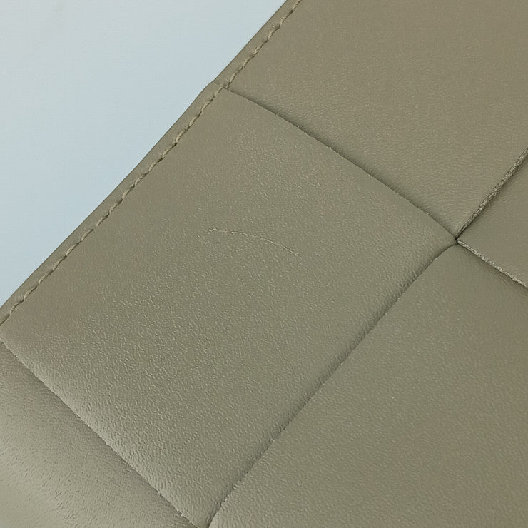 超美品 BOTTEGA VENETA ボッテガヴェネタ 長財布 カセット ラージ ジップアラウンドウォレット 750259 ライトカーキ レザー ユニセックス イントレチャート