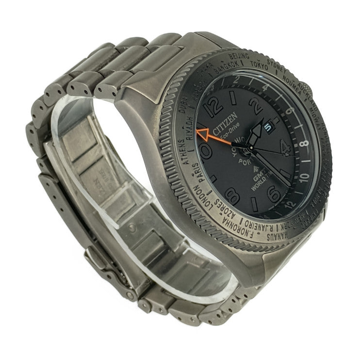美品 CITIZEN シチズン メンズ腕時計 プロマスター ポーターオリジナルモデル GMT WORLD TIME  B877-R011782 ガンメタル ステンレス メンズ エコドライブ