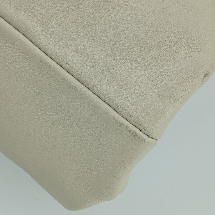 超美品 BOTTEGA VENETA ボッテガヴェネタ ショルダーバッグ ミニ ザ・ポーチ 585852 VCP40 PLASTER ライトベージュ系 ゴールド金具 レザー レディース がま口 クラッチバッグ 2WAY