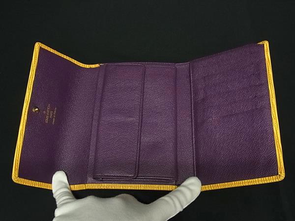 LOUIS VUITTON ルイヴィトン 財布 ポルトトレゾールエテュイパピエ M63719 ジョーヌ(イエロー系) エピ レディース 三つ折り 財布