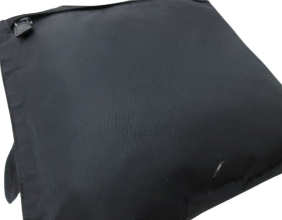 PRADA プラダ ショルダーバッグ トライアングルロゴ ショルダーバッグ - ブラック ナイロン レザー ユニセックス マチ無し 三角ロゴマーク シルバー金具