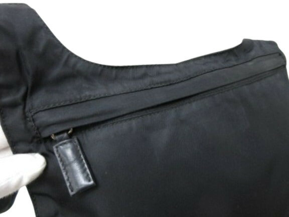 PRADA プラダ ショルダーバッグ トライアングルロゴ ショルダーバッグ - ブラック ナイロン レザー ユニセックス マチ無し 三角ロゴマーク シルバー金具