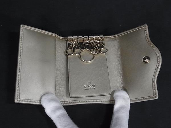 GUCCI グッチ キーケース インターロッキングG 282432 ベージュ ゴールド系 GGキャンバス×レザー ユニセックス 6連 ゴールド金具 美品