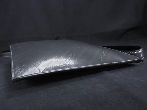 GIVENCHY ジバンシィ ハンドバッグ アンティゴナ ポートフォリオポーチ シルバー パテントレザー ユニセックス 2WAY 新品未使用展示品