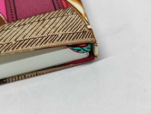 HERMES エルメス シルクツイル ノート カヴァルカドゥール 200650A 5J マルチカラー シルク レディース 新品未使用展示品