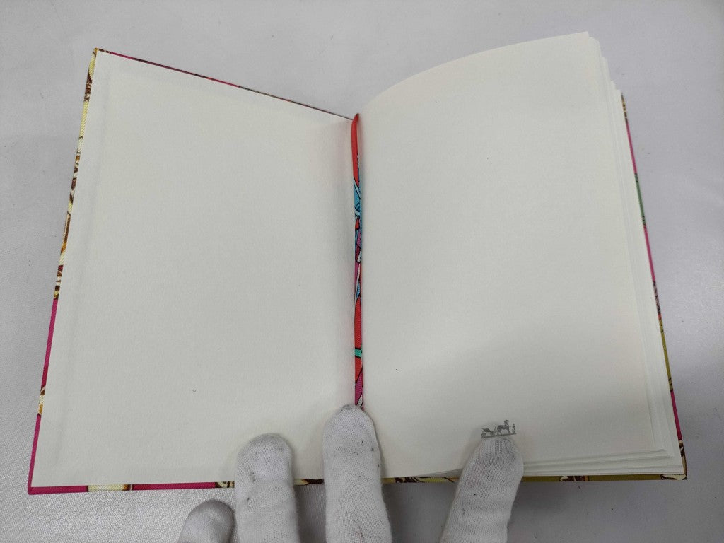 HERMES エルメス シルクツイル ノート カヴァルカドゥール 200650A 5J マルチカラー シルク レディース 新品未使用展示品