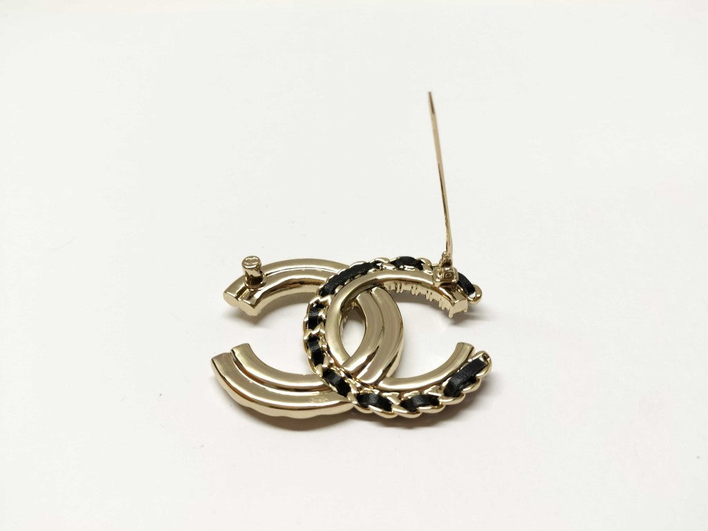CHANEL シャネル ブローチ ココマーク ゴールド ブラック メタル レザー フェイクパール ラインストーン レディース 超美品