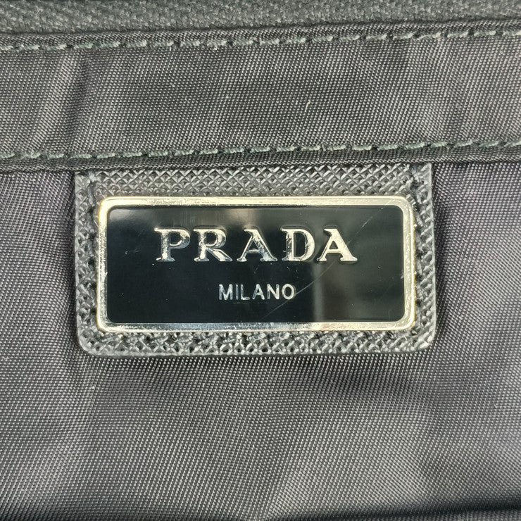 美品 PRADA プラダ ショルダーバッグ メッセンジャーバッグ 2VD013 ブラック ナイロン レザー ユニセックス フラップ クロスボディ 三角ロゴプレート