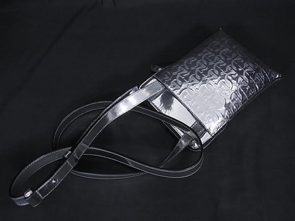 Salvatore Ferragamo フェラガモ ショルダーバッグ ガンチーニ GG24 0311 シルバー PVC×レザー ユニセックス