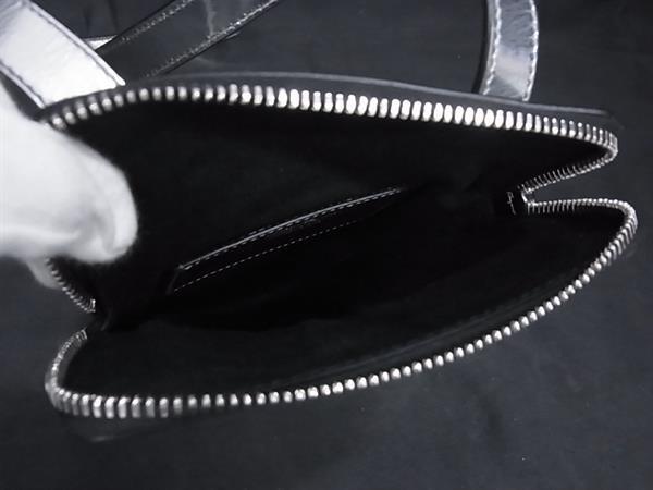 Salvatore Ferragamo フェラガモ ショルダーバッグ ガンチーニ GG24 0311 シルバー PVC×レザー ユニセックス