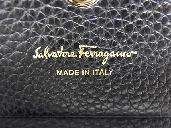 Salvatore Ferragamo フェラガモ 財布 ガンチーニ 22 D514 ブラック レザー レディース 二つ折り ゴールド金具 美品