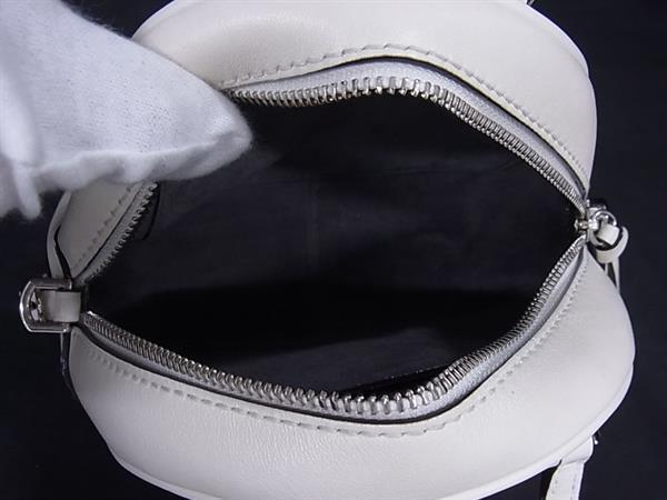 JIMMY CHOO ジミーチュウ ハンドバッグ ヴァレンヌ - アイボリー系 レザー レディース ロゴ 2WAY シルバー金具 美品