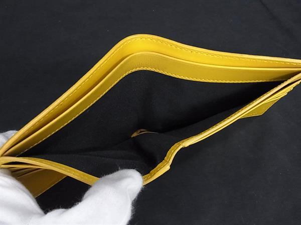 BURBERRY バーバリー 二つ折り財布 札入れ - イエロー系 レザー ユニセックス