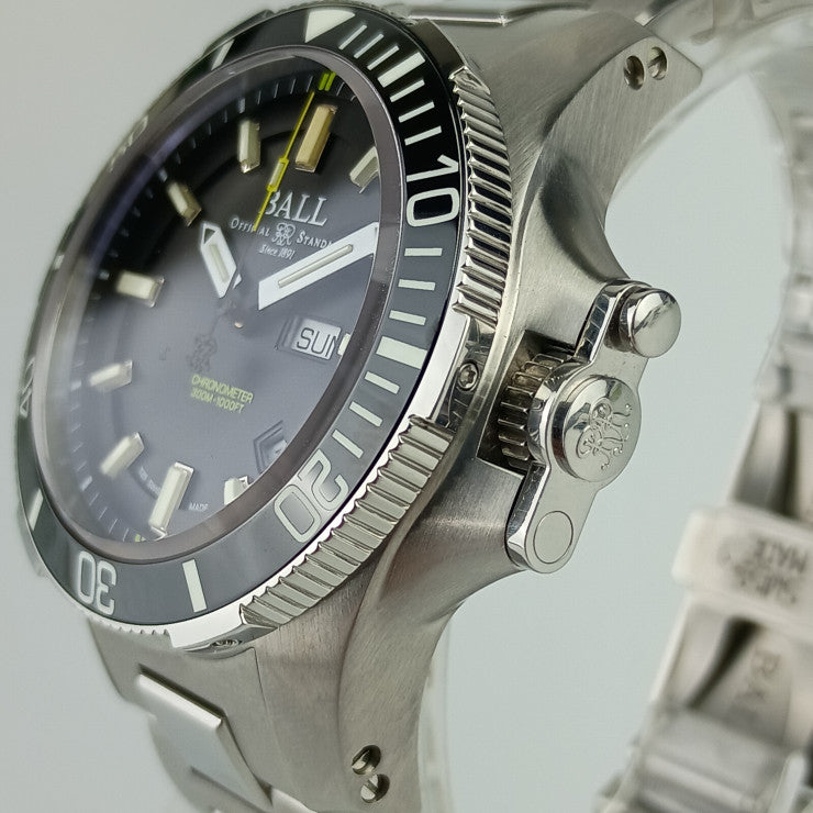 超美品 BALL WATCH ボール ウォッチ 腕時計 エンジニアハイドロカーボン DM2236A-SCJ-BK ブラック文字盤 SS セラミック メンズ サブマリンウォーフェア 自動巻き