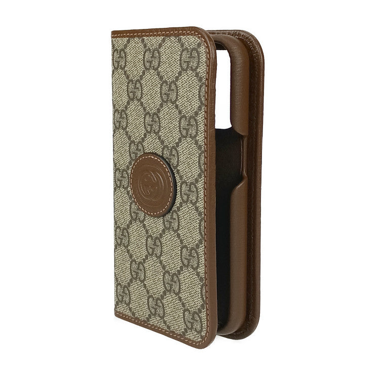 新品未使用展示品 GUCCI グッチ スマホカバー インターロッキングG iPhone 15Pro フォリオ 760185 ベージュ＆エボニー GGスプリームキャンバス レザー ユニセックス 手帳型
