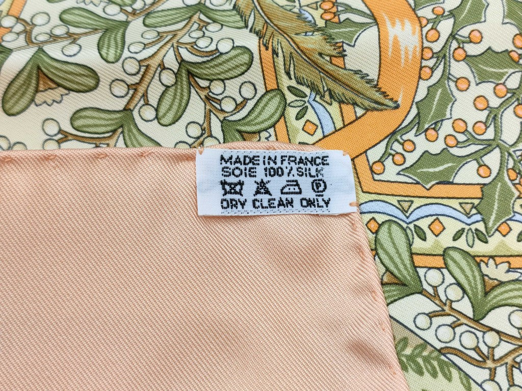 HERMES エルメス スカーフ カレ90 Axis Mundi マルチカラー シルク レディース 新品未使用展示品