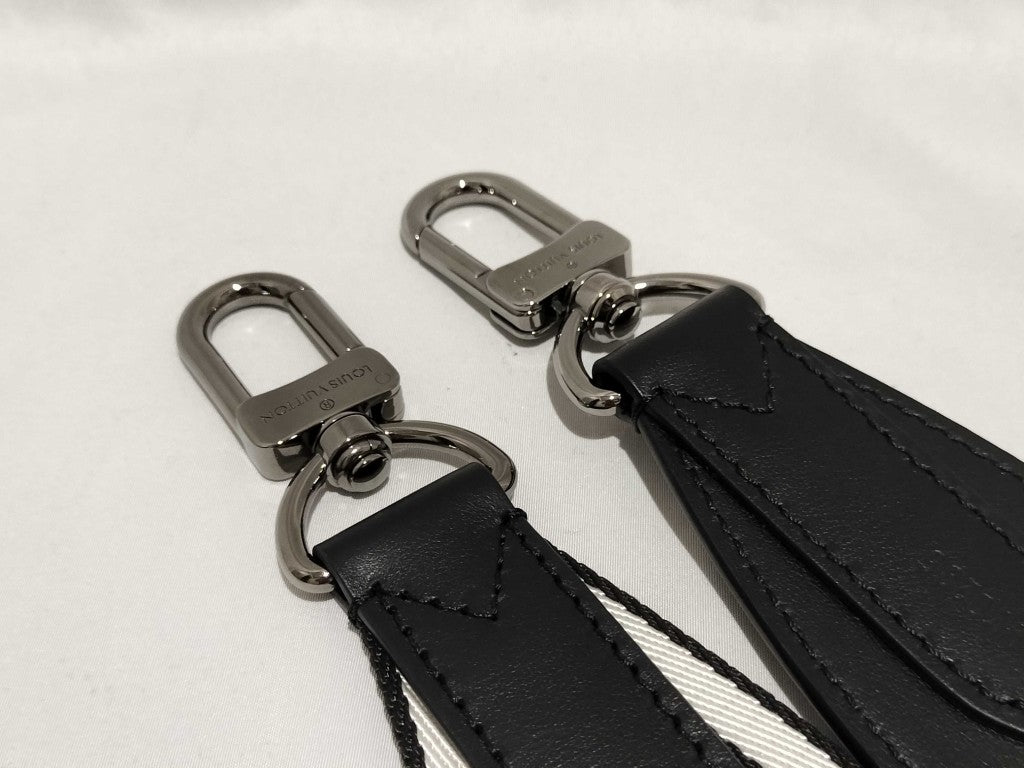 LOUIS VUITTON ルイヴィトン ショルダーストラップ J02496 ブラック ホワイト キャンバス ユニセックス シルバー金具 超美品